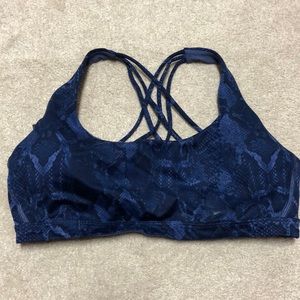 Victoria’s Secret | Strappy Sports Bra Blue Snakeskin XL